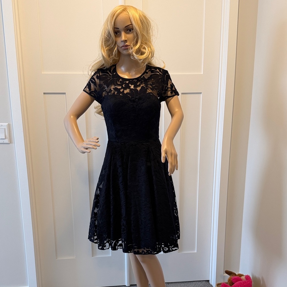 Ted Baker Elegant Black Lace Mini Dress